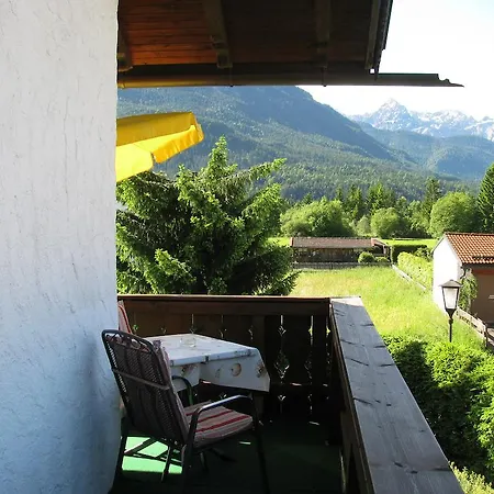 Apartment Ferienwohnung Wetterstein